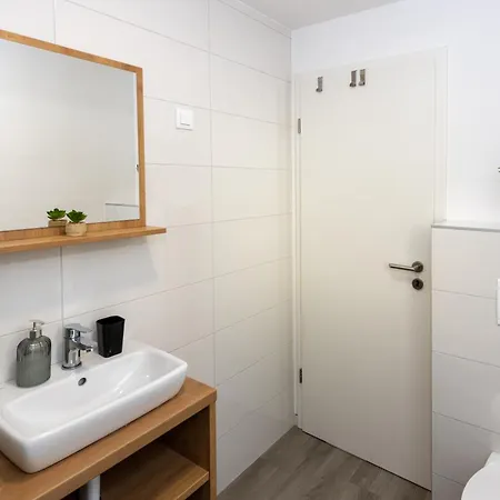 Mobilna Kucica Emma, Kamp Vala * Grebaštica