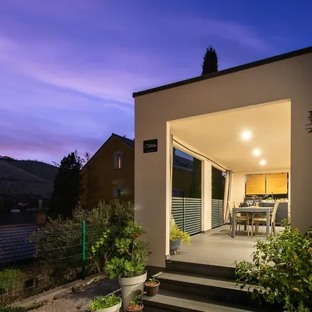 Mobilna Kucica Emma, Kamp Vala Kemp Grebaštica