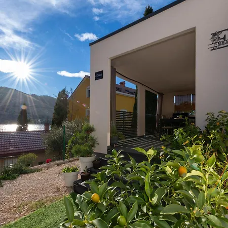 Mobilna Kucica Emma, Kamp Vala Grebaštica