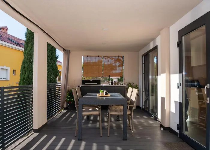 Mobilna Kucica Emma, Kamp Vala *