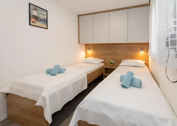 Camping Mobilna Kucica Emma, Kamp Vala Grebaštica